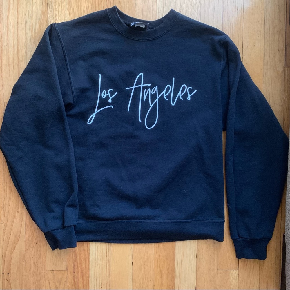 Private Party Los Angeles black crew neck // Sz Small
